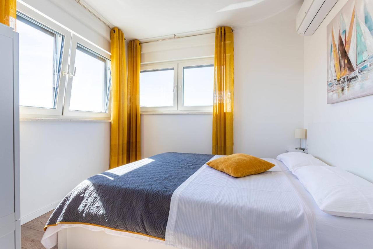 Ferienhaus Maestral - Kastel Kambelovac Kaštela Eksteriør billede