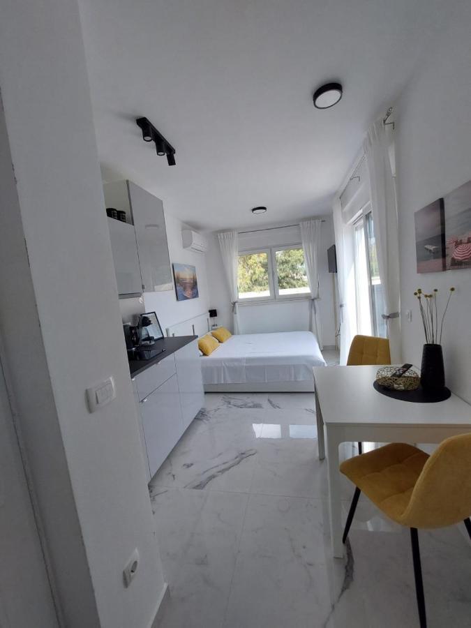 Ferienhaus Maestral - Kastel Kambelovac Kaštela Eksteriør billede